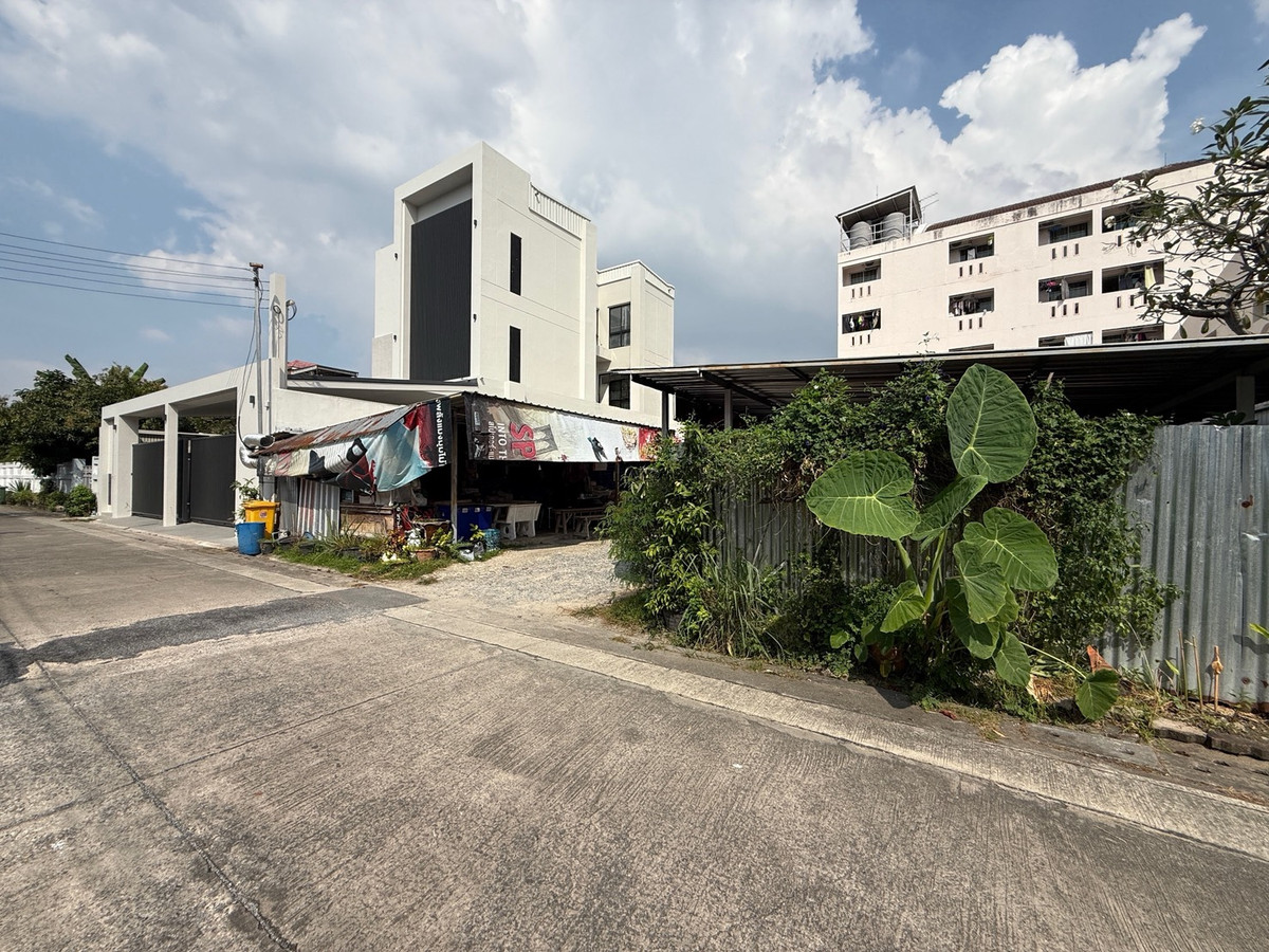 ขายที่ดินสะพานควาย จตุจักร : ขายที่ดินเปล่า ทำเลดี ใกล้บองมาร์เช่ เขตจตุจักร จังหวัดกรุงเทพมหานคร