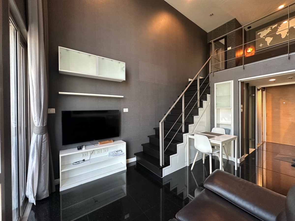 ให้เช่าคอนโดสุขุมวิท อโศก ทองหล่อ : (for rent) Ashton Morph Sukhumvit 38 ใกล้รถไฟฟ้า BTS ทองหล่อ