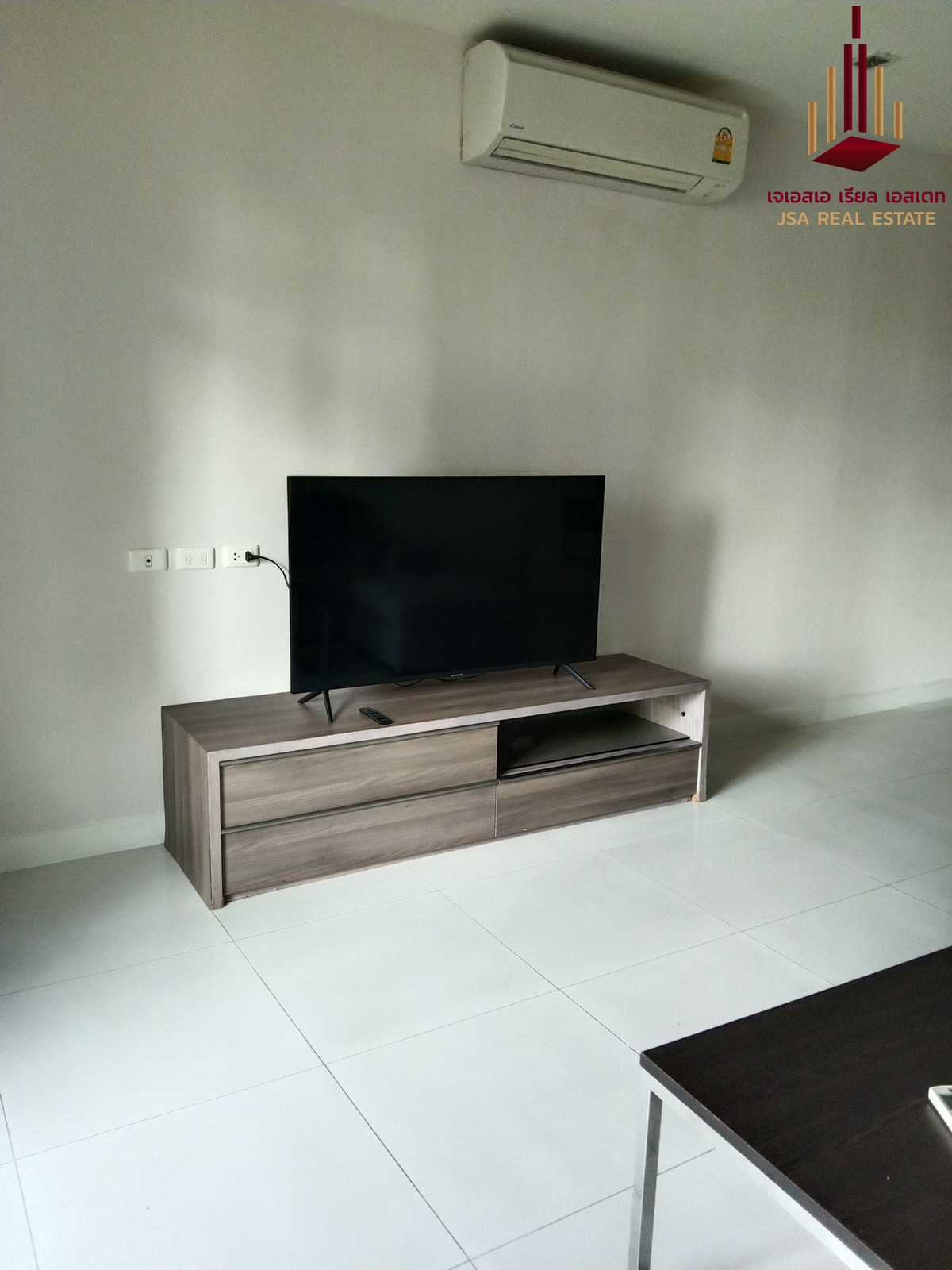 For SaleCondoNana, North Nana,Sukhumvit13, Soi Nana : ✨ For Sale: Sukhumvit City Resort Condo ✨ 💰 Only 8,800,000 THB