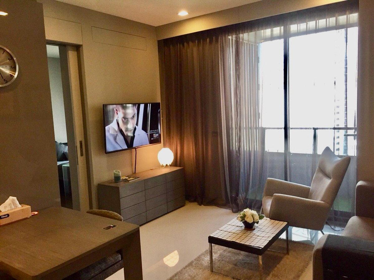 ให้เช่าคอนโดสีลม ศาลาแดง บางรัก : ให้เช่าคอนโด Pet Friendly | M Silom | 1 ห้องนอน ใจกลางสีลม ใกล้ BTS และ MRT คอนโดคุณภาพในทำเลศักยภาพย่านสีลม รองรับการเลี้ยงสัตว์