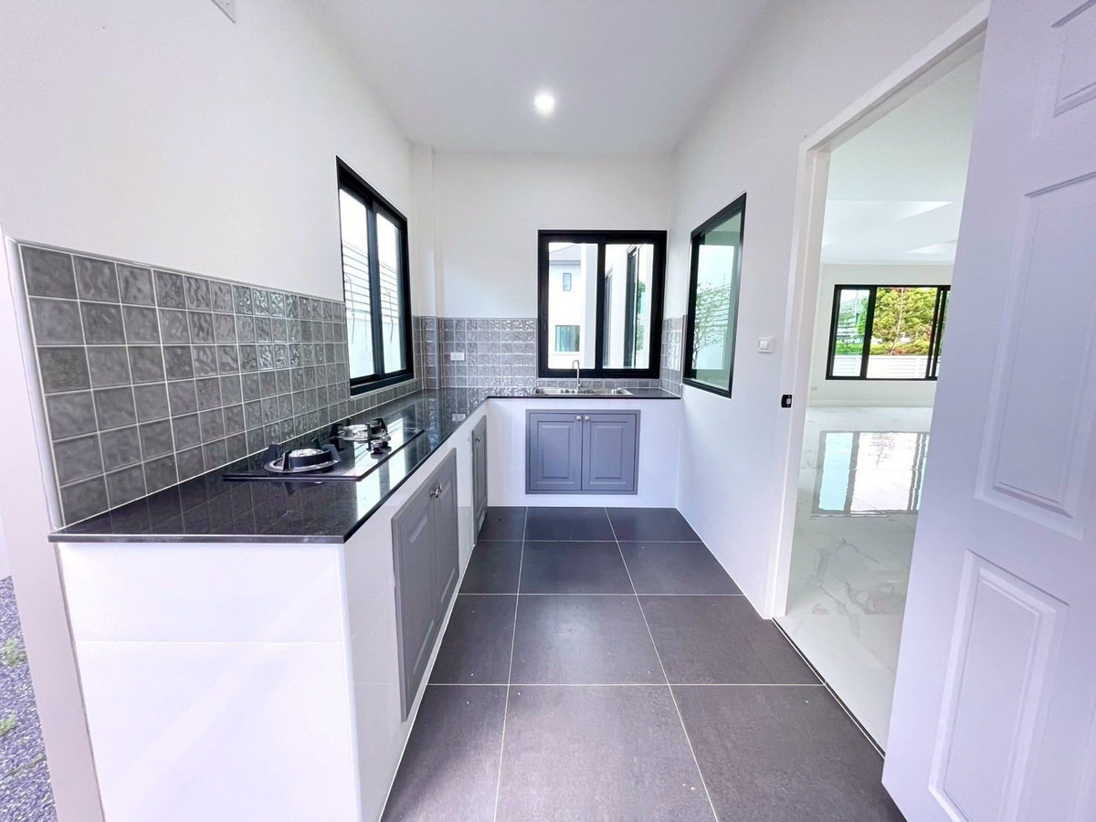 For SaleHouseMahachai Samut Sakhon : Nusasiri Rama 2 / 4 Bedrooms (For Sale), Nusasiri Rama II / 4 Bedrooms (FOR SALE) AOM018