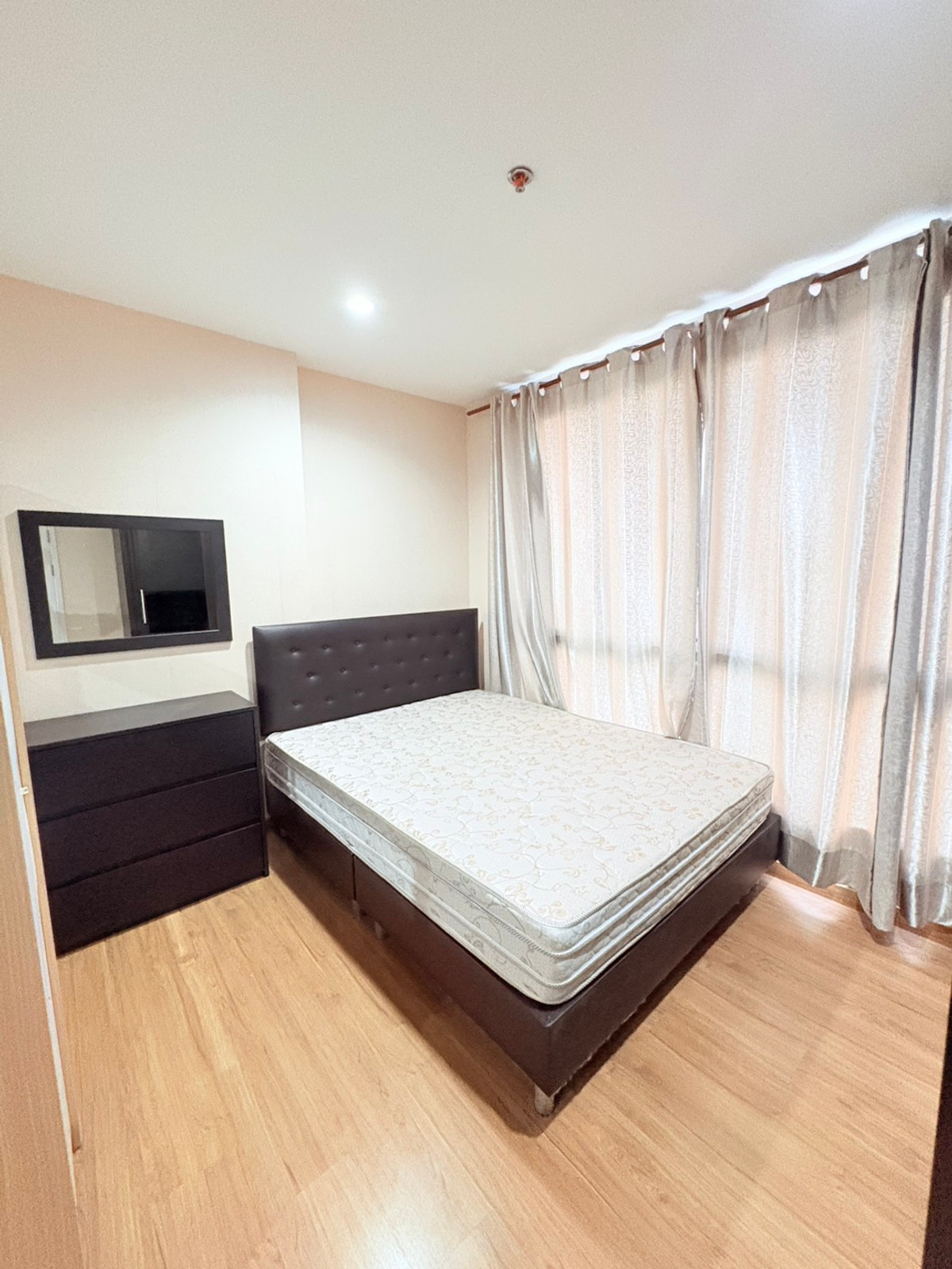 ให้เช่าคอนโดบางซื่อ วงศ์สว่าง เตาปูน : !! ห้องสวย ให้เช่าคอนโด The Tree Bang Po Station ใกล้ MRT บางโพ