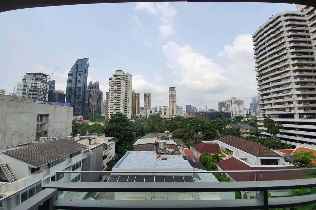For SaleCondoSukhumvit, Asoke, Thonglor : 🔥 For Sale - Rent !! Rare item !! 🔥 Code C20230210955..........Via Botani, 1 bedroom, 1 bathroom, furnished, ready to move in, Special Deal!!📣📣