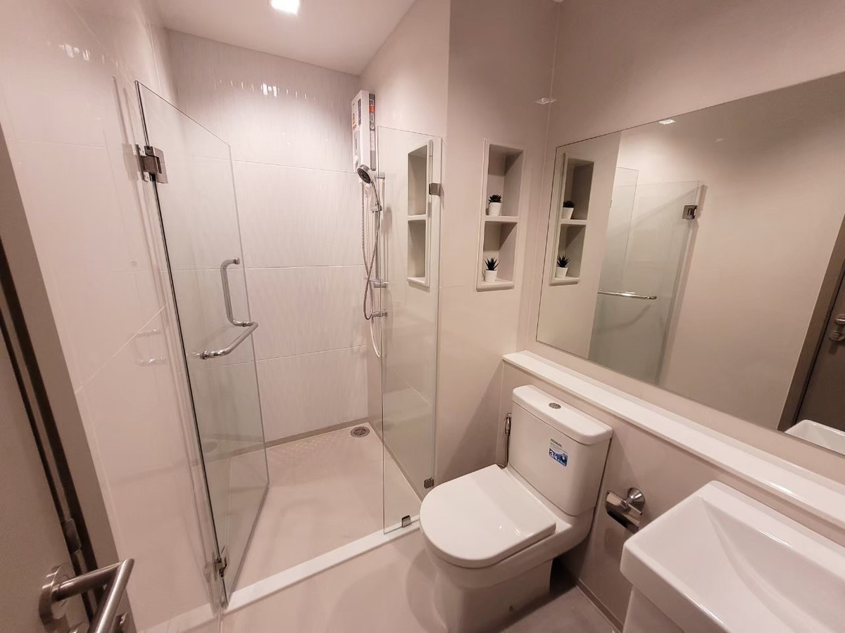 ขายคอนโดพระราม 9 เพชรบุรีตัดใหม่ RCA : คอนโด ไลฟ์ อโศก พระราม 9  40 ตรม 