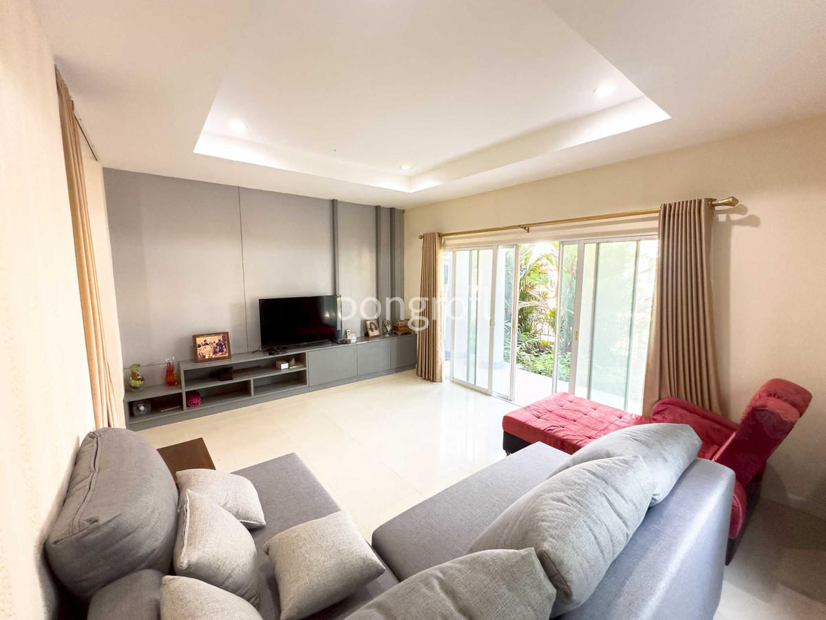 ขายบ้านลาดกระบัง สุวรรณภูมิ : ขายบ้านเดี่ยว ยูโร ไพร์ม ลาดกระบัง 82 ตร.ว. ใกล้ สุวรรณภูมิ