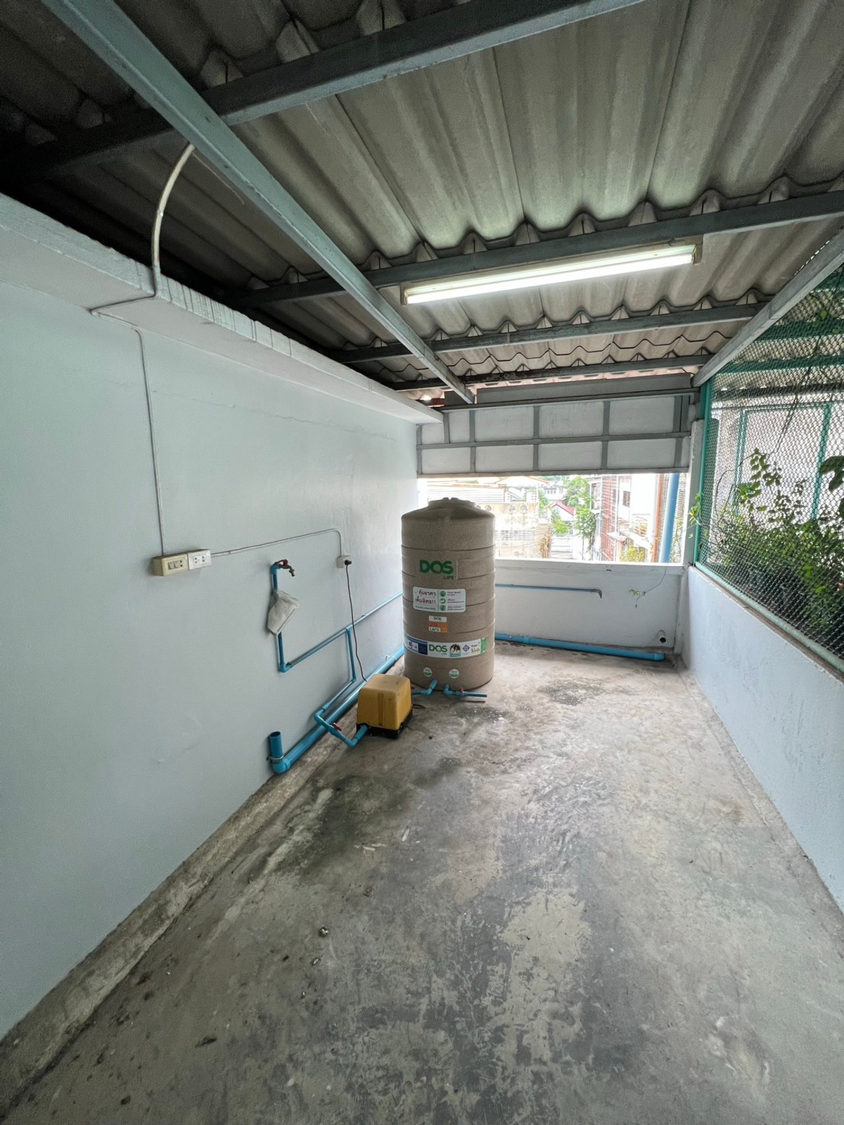 ให้เช่าอาคารพาณิชย์พระราม 3 สาธุประดิษฐ์ : ให้เช่า อาคารพาณิชย์สามชั้น ซอยแฉล้มนิมิตร 8 รีโนเวทใหม่ ยังไม่เคยปล่อยเช่า พร้อมเข้าอยู่