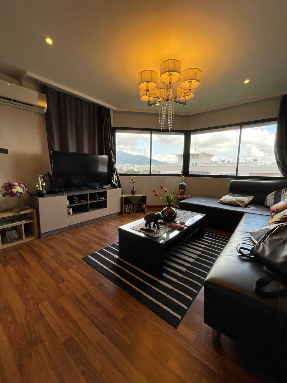 ขายคอนโดเชียงใหม่ : ขาย Hillside Condo 3 ชั้น 9 64 ตร.ม. ใกล้ เมญ่า ไลฟ์สไตล์ ช็อปปิ้งเซ็นเตอร์