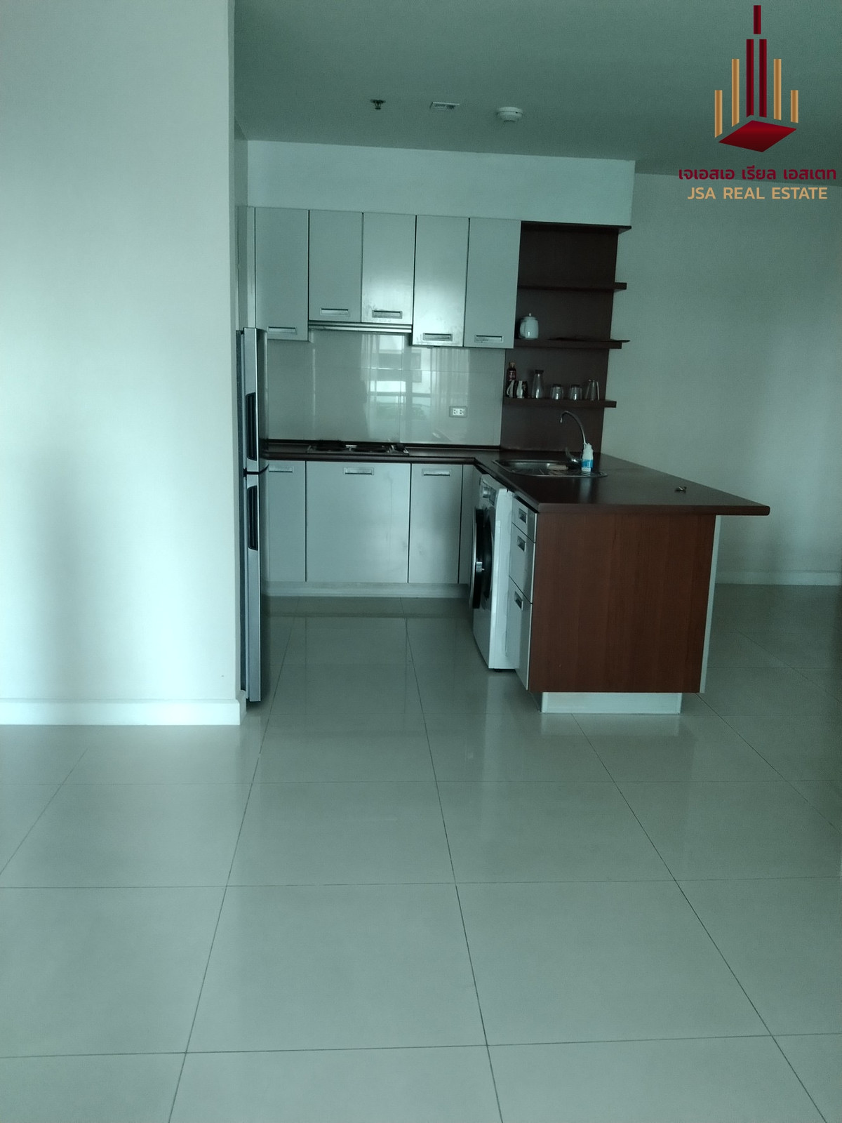 For SaleCondoNana, North Nana,Sukhumvit13, Soi Nana : ✨ For Sale: Sukhumvit City Resort Condo ✨ 💰 Only 8,800,000 THB