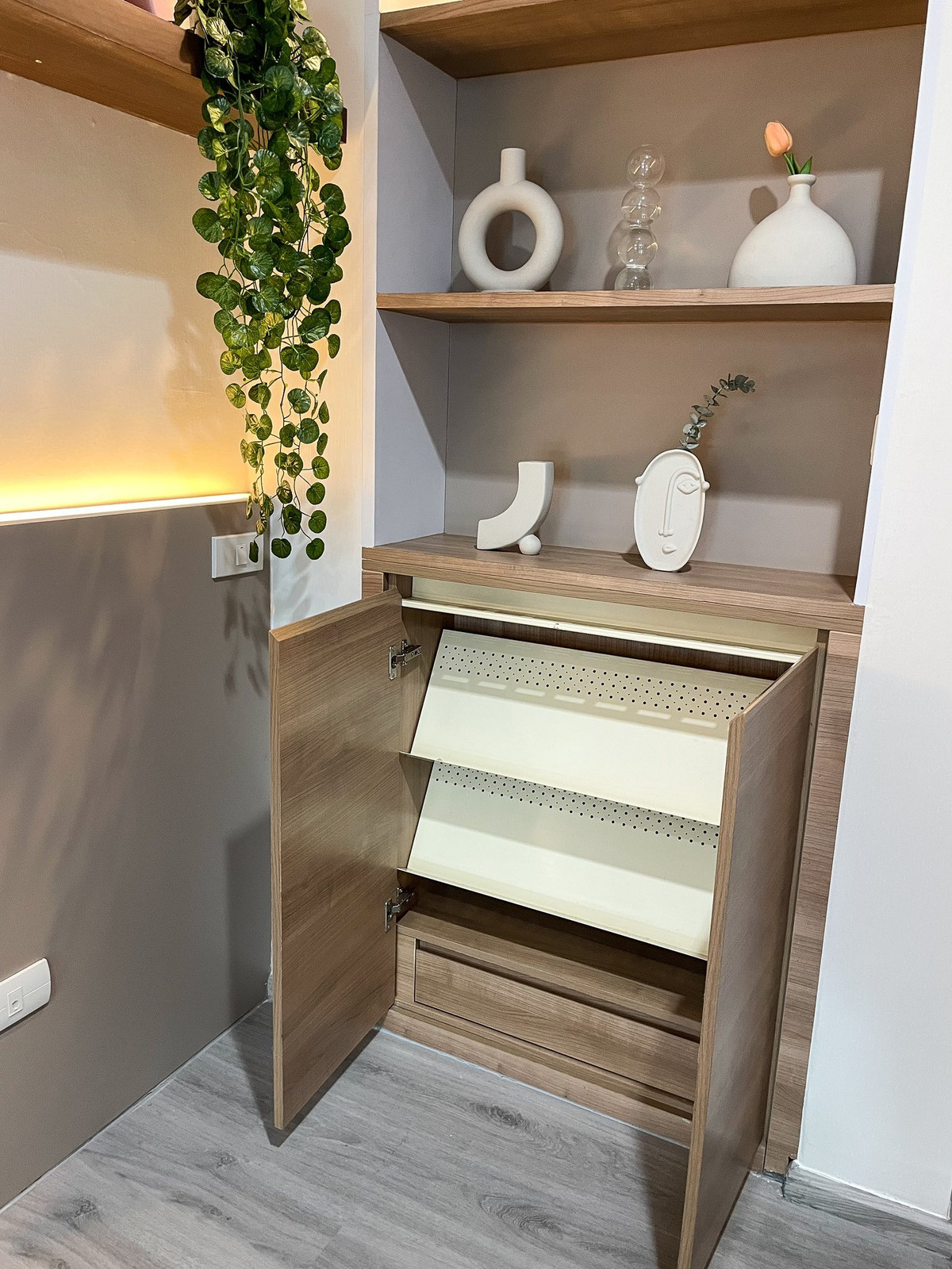 For SaleCondoSapankwai,Jatujak : Condo for sale Rhyhtm Phahon-Ari price 3,820,000 baht [JZs251215]