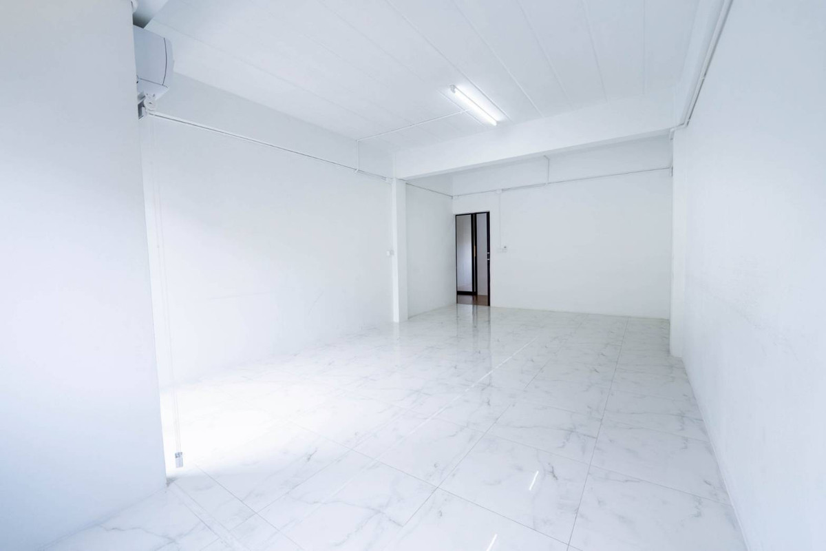 ขายอาคารพาณิชย์นนทบุรี บางใหญ่ บางบัวทอง : 🔥 ออฟฟิศ สำนักงาน 🔥 อาคารพาณิชย์ ตลาดบางใหญ่ / 4 ชั้น (ขาย), Commercial Building Bangyai Market / 4 Storey (FOR SALE) AOM014