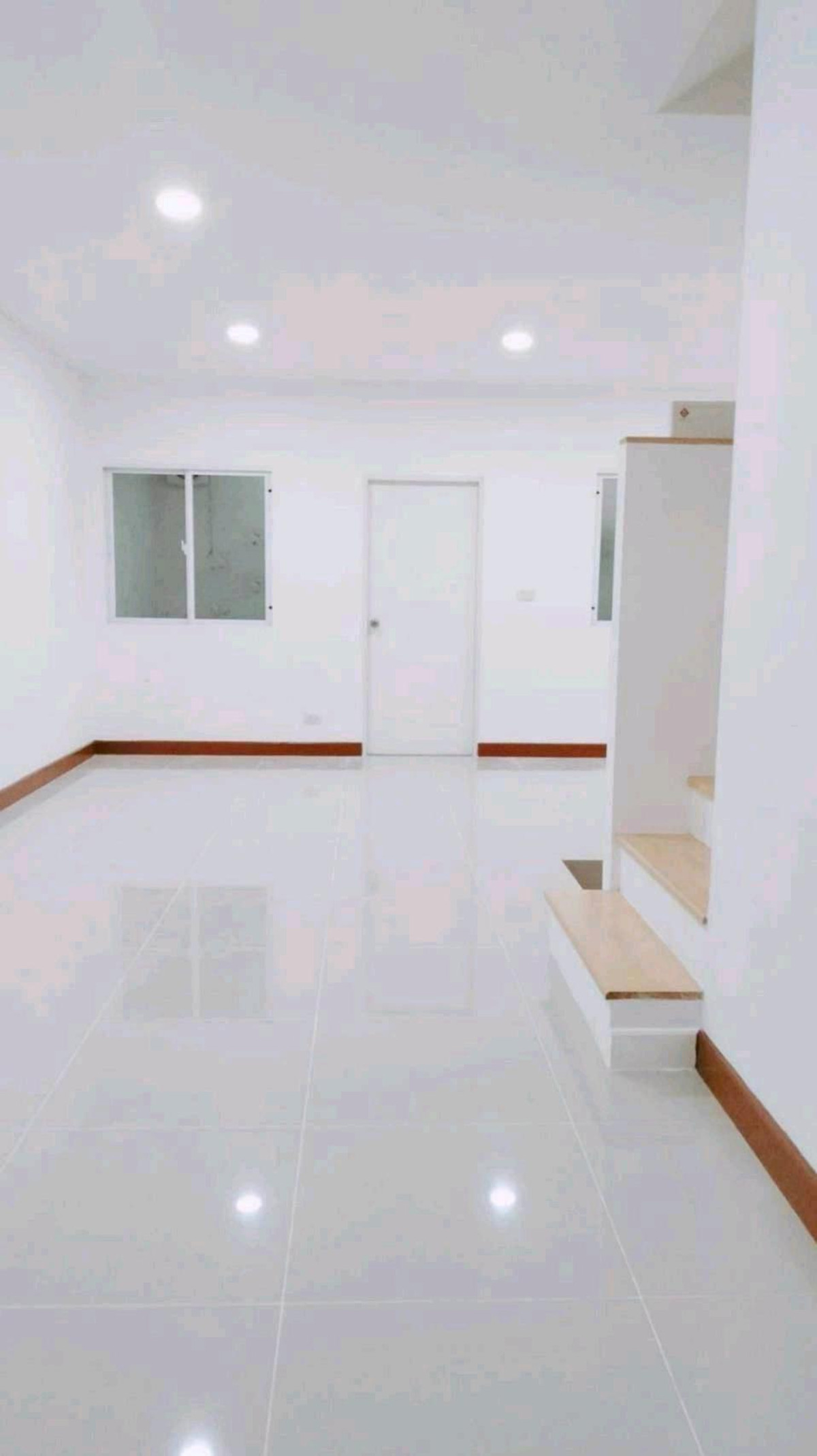 For RentTownhomeRathburana, Suksawat : For rent Pleno Village Suksawat-Rama 3 (Soi Suksawat 30) 3 bedrooms, 2 bathrooms, corner unit, ready to move in.