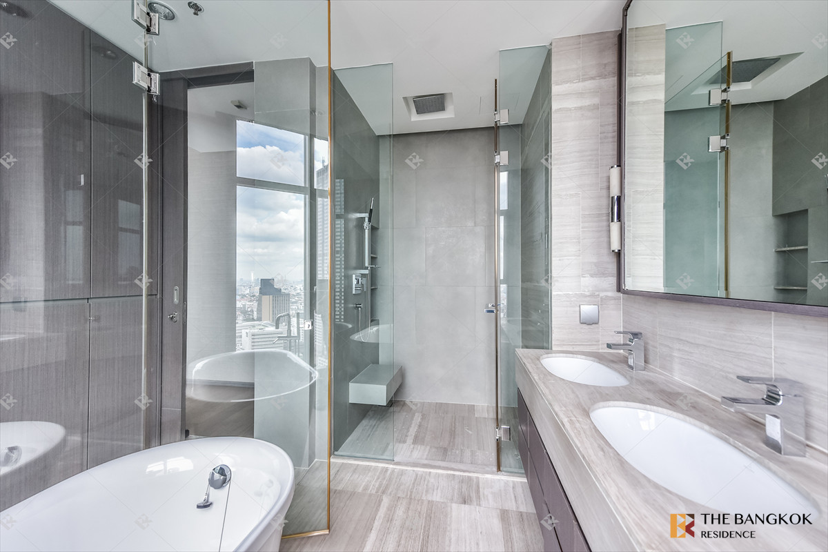 For SaleCondoSathorn, Narathiwat : 🔥 Ultra-Rare in Sathorn! 3 Bedroom The Diplomat Sathorn Near Bts Surasak