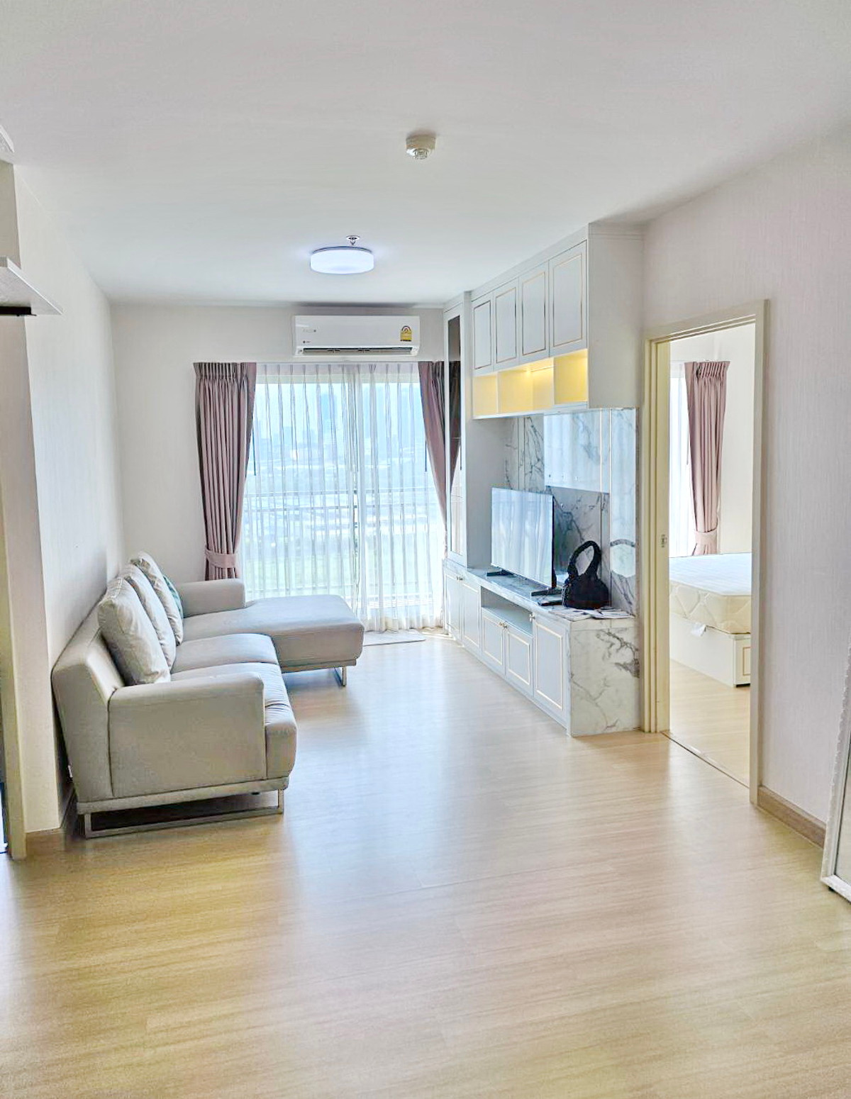 ให้เช่าคอนโดพระราม 9 เพชรบุรีตัดใหม่ RCA : 9681♛ให้เช่าคอนโด 2 ห้องนอน♙ศุภาลัย เวอเรนด้า พระราม 9 ♜MRTพระราม9∞099-5919653,065-9423251🜲Line@sureresidence