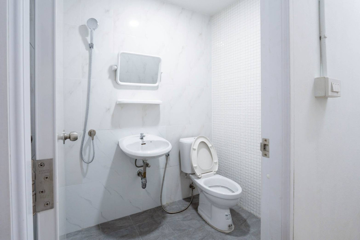 ขายอาคารพาณิชย์นนทบุรี บางใหญ่ บางบัวทอง : 🔥 ออฟฟิศ สำนักงาน 🔥 อาคารพาณิชย์ ตลาดบางใหญ่ / 4 ชั้น (ขาย), Commercial Building Bangyai Market / 4 Storey (FOR SALE) AOM014