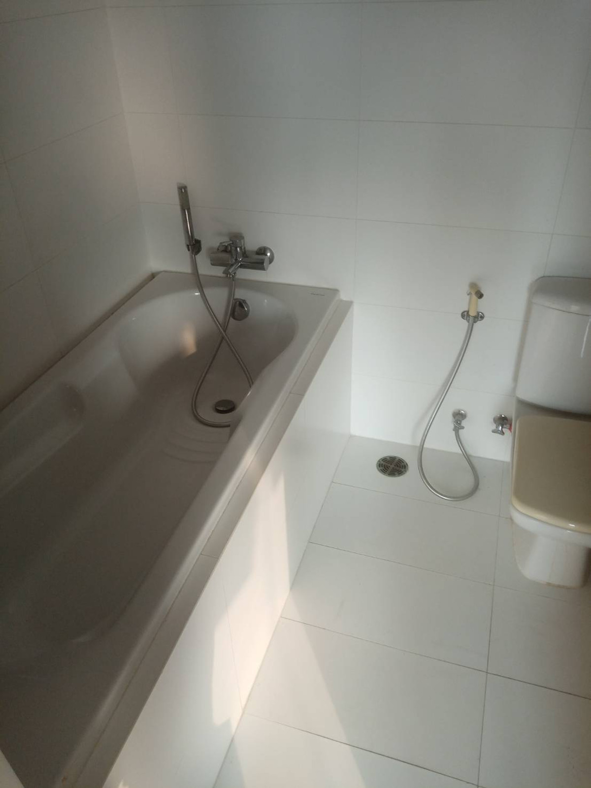 For SaleCondoWitthayu, Chidlom, Langsuan, Ploenchit : Manhattan Chidlom 58 sq.m. Eng 中 日 Please add LINE ID @806qphgn o8415o5483