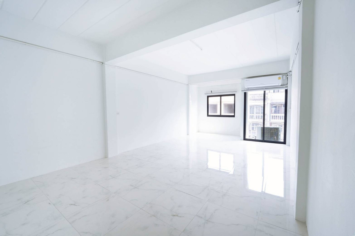 ขายอาคารพาณิชย์นนทบุรี บางใหญ่ บางบัวทอง : 🔥 ออฟฟิศ สำนักงาน 🔥 อาคารพาณิชย์ ตลาดบางใหญ่ / 4 ชั้น (ขาย), Commercial Building Bangyai Market / 4 Storey (FOR SALE) AOM014