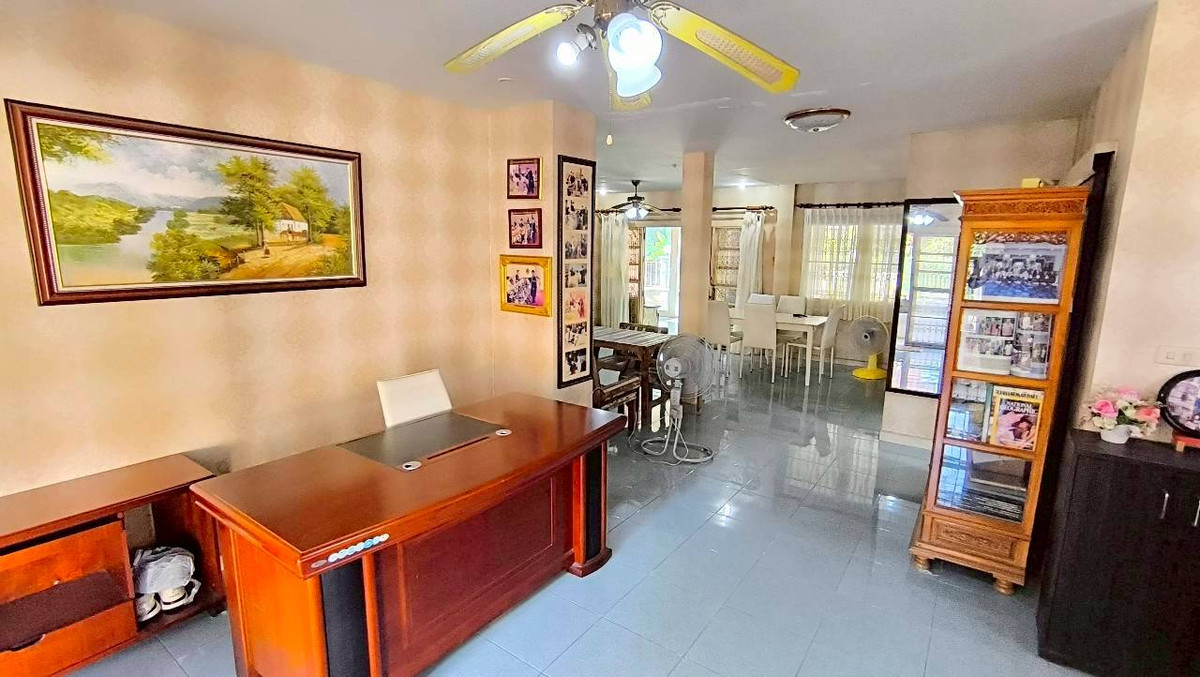 For SaleHousePhutthamonthon, Salaya : Baan Sri Supalai Single house for sale, 129.2 square meters, near Mahidol University, Salaya, Phutthamonthon, Salaya-Bang Len Road. Sri Supalai Village, Ban Mai Subdistrict, Bang Yai District, Nonthaburi, on the boundary between Nonthaburi and Nakhon Path
