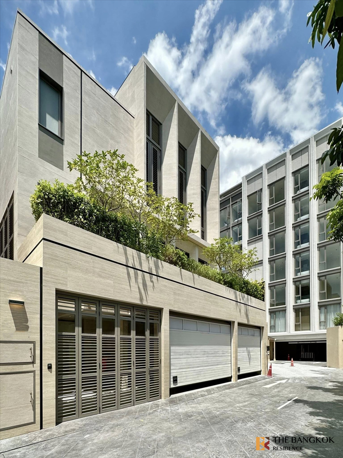 ขายบ้านสาทร นราธิวาส : 💎Rare House บ้านสุดหรู ระดับ Super Luxury 💎 สไตล์ Modern พร้อมสระว่ายส่วนตัว  - 🏡 Baan Chan Chan Road