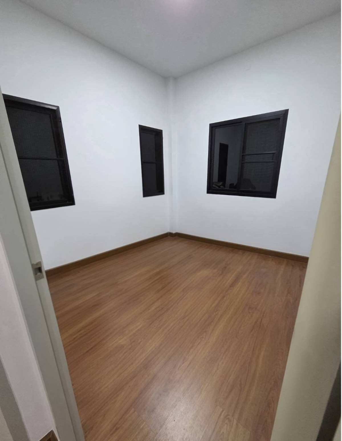 For SaleHouseMahachai Samut Sakhon : For Sale House , Phumchanok Phutthamonthon Sai 4-5 , Om Noi , Krathum Baen , Samut Sakhon ,  CX-144889