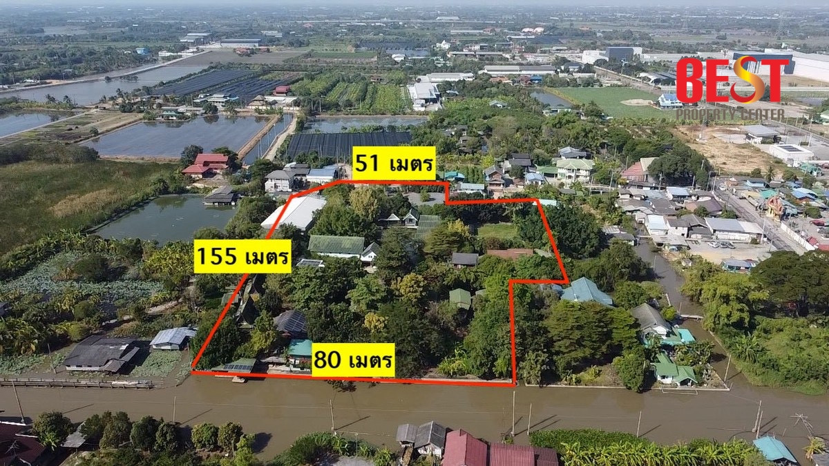 For RentLandNonthaburi, Bang Yai, Bangbuathong : Land for rent along the Bang Yai River Complete with buildings, suitable for a Wellness / Resort or rental house, width next to the river, 80 meters.