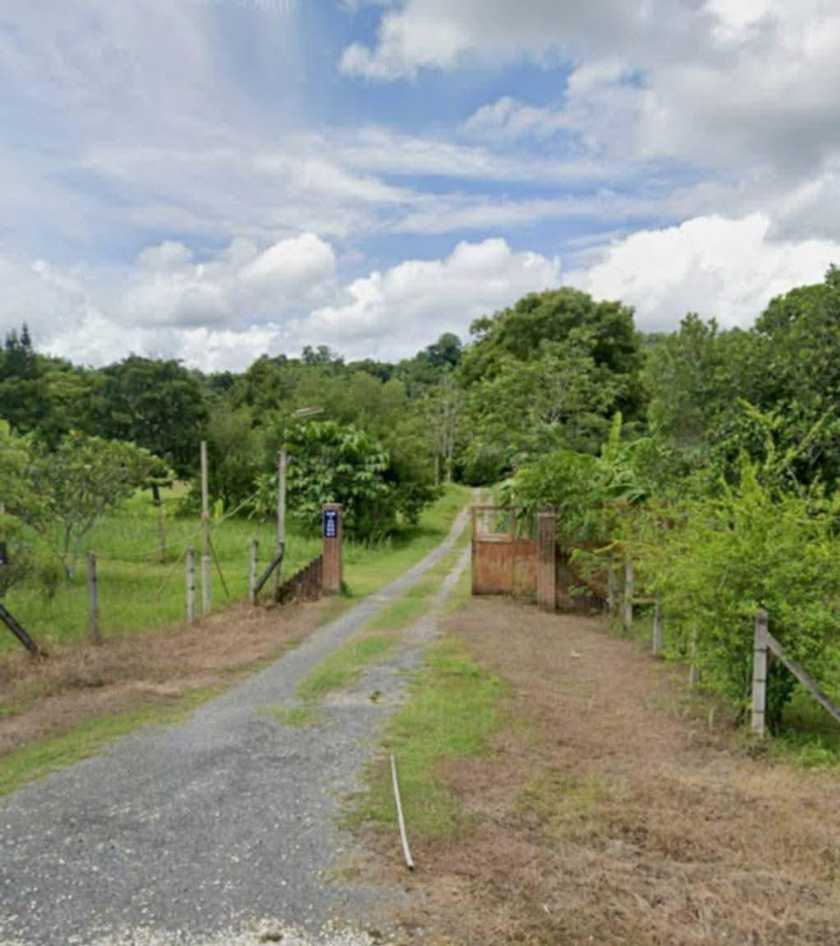 ขายที่ดินกาญจนบุรี : ลดด่วน 3 ล้าน!! บ้านไร่กึ่งรีสอร์ท 32-0-58 ไร่ บ้านพัก 6 หลัง น้ำ ไฟ พร้อม อ.ทองผาภูมิ จ.กาญจนบุรี ใกล้แหล่งท่องเที่ยว