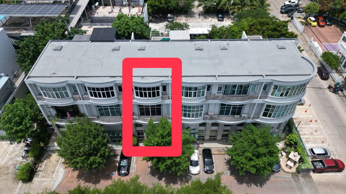 ให้เช่าสำนักงานรามคำแหง หัวหมาก : ออฟฟิศให้เช่า 4 ชั้น Town in Town | พื้นที่ใหญ่ 300 ตร.ม. เชื่อมลาดพร้าว–เลียบด่วน