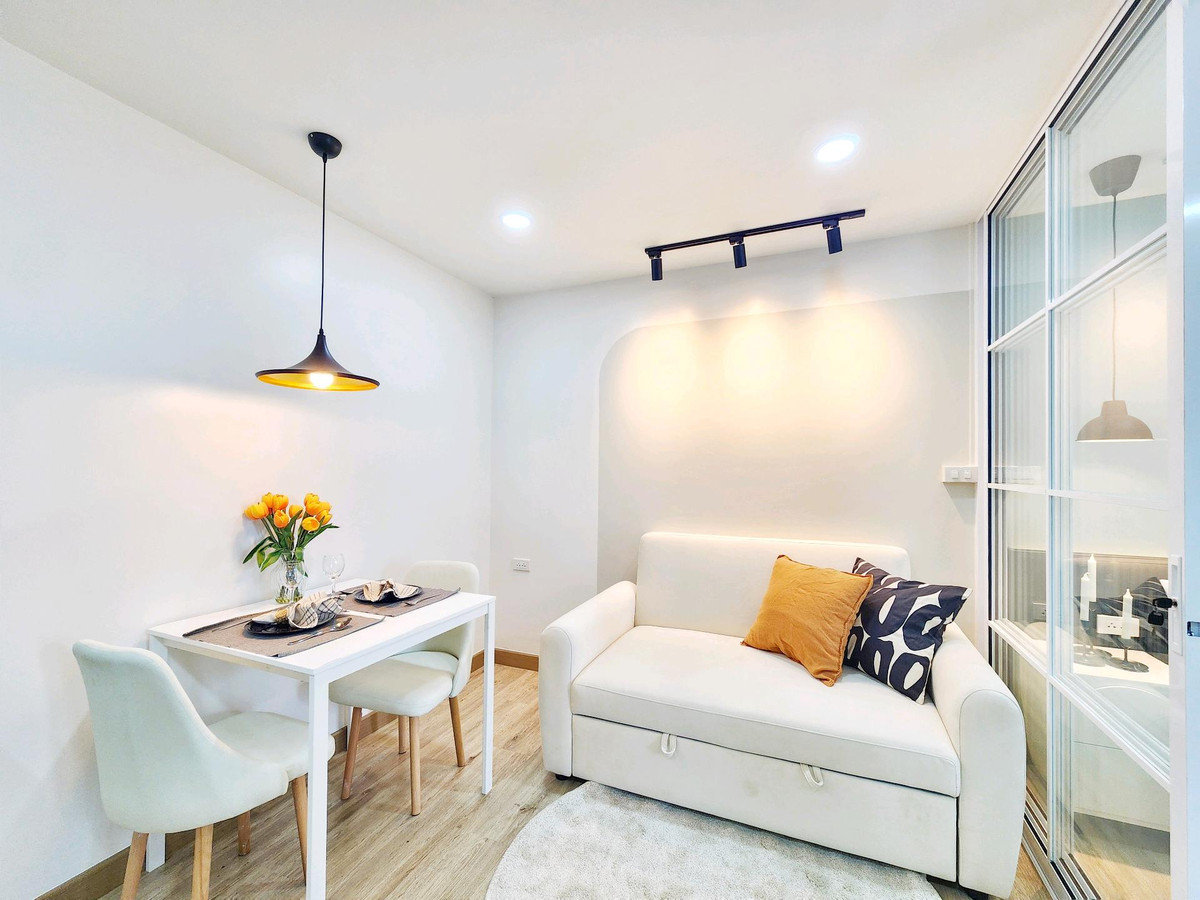 For SaleCondoBang Sue, Wong Sawang, Tao Pun : Condo in Prachachuen zone, oops!! Who is a health person? What clean things do you like? Lets take a look at this room. Colorful, very pleasing to the eyes with the Regent Home 6/1 project. Installments starting at only 5,xxx baht/month, salary 15,000