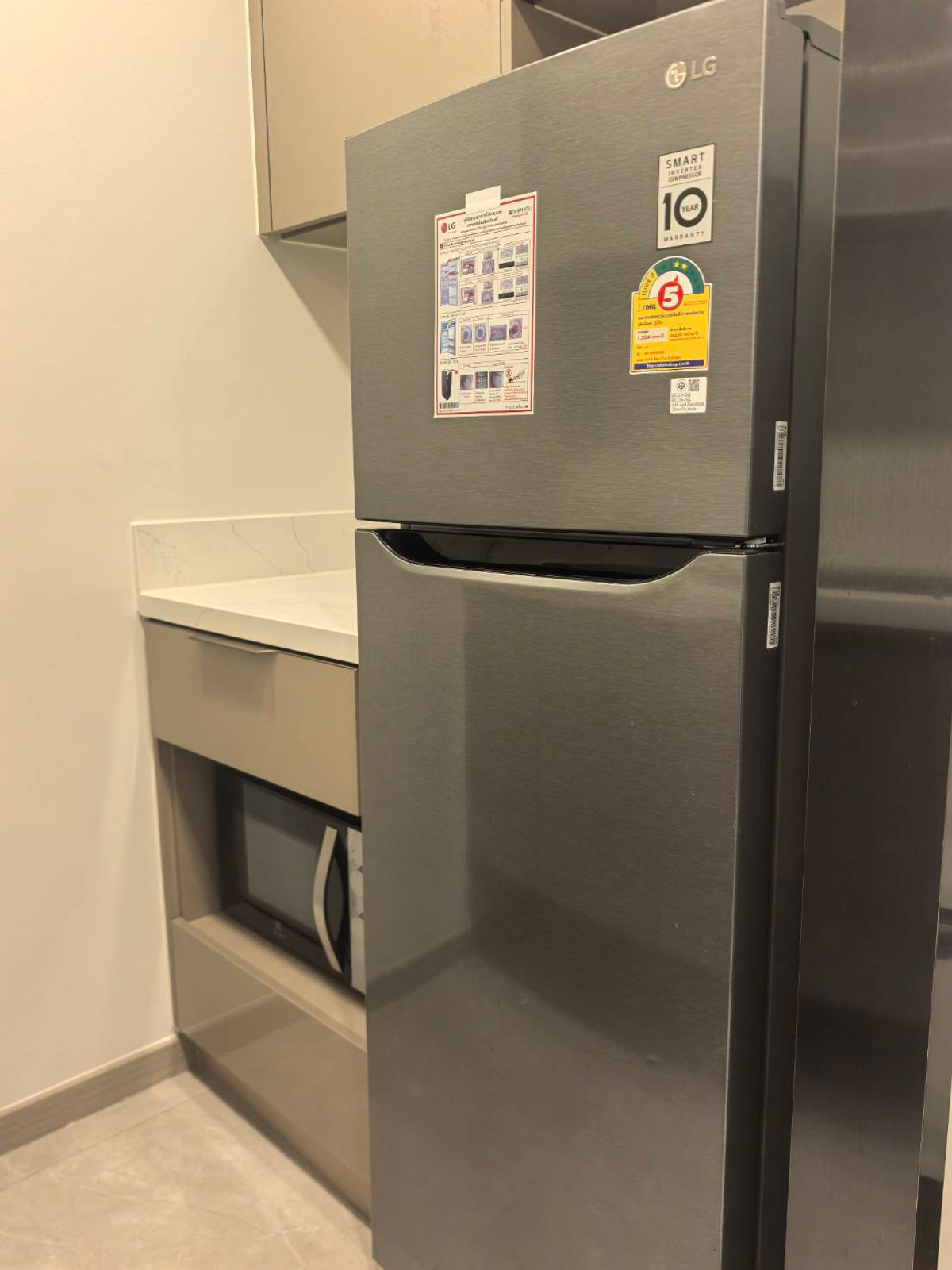 For RentCondoRama9, Petchburi, RCA : FOR RENT - 1 BEDROOM 41 SQ.M- READY TO MOVE IN - CALL NOW 094-641-5974