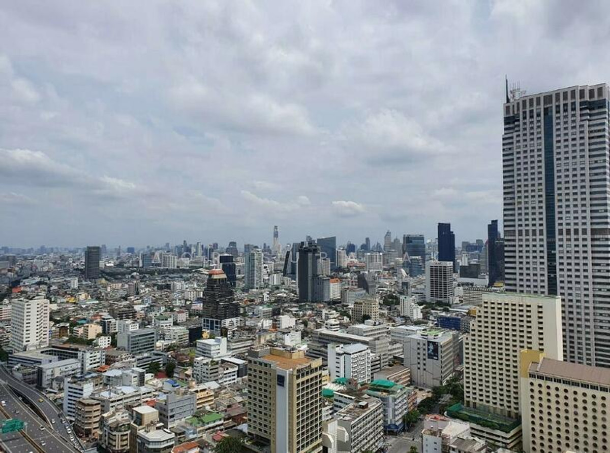 For SaleCondoSilom, Saladaeng, Bangrak : ✨ For Sale: Condo State Tower✨ Spacious room, affordable price, in the heart of Sathorn.