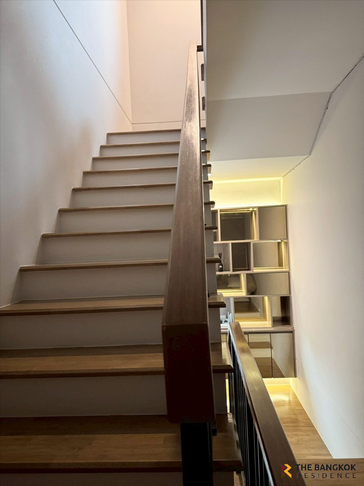 ขายทาวน์โฮมเสรีไทย-นิด้า : Baan Klang Muang Ladprao - Serithai  🏡 ทาวน์โฮม 3 ชั้น ติดถนนเสรีไทย