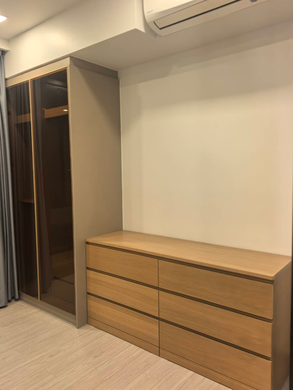 For RentCondoRama9, Petchburi, RCA : FOR RENT - 1 BEDROOM 41 SQ.M- READY TO MOVE IN - CALL NOW 094-641-5974