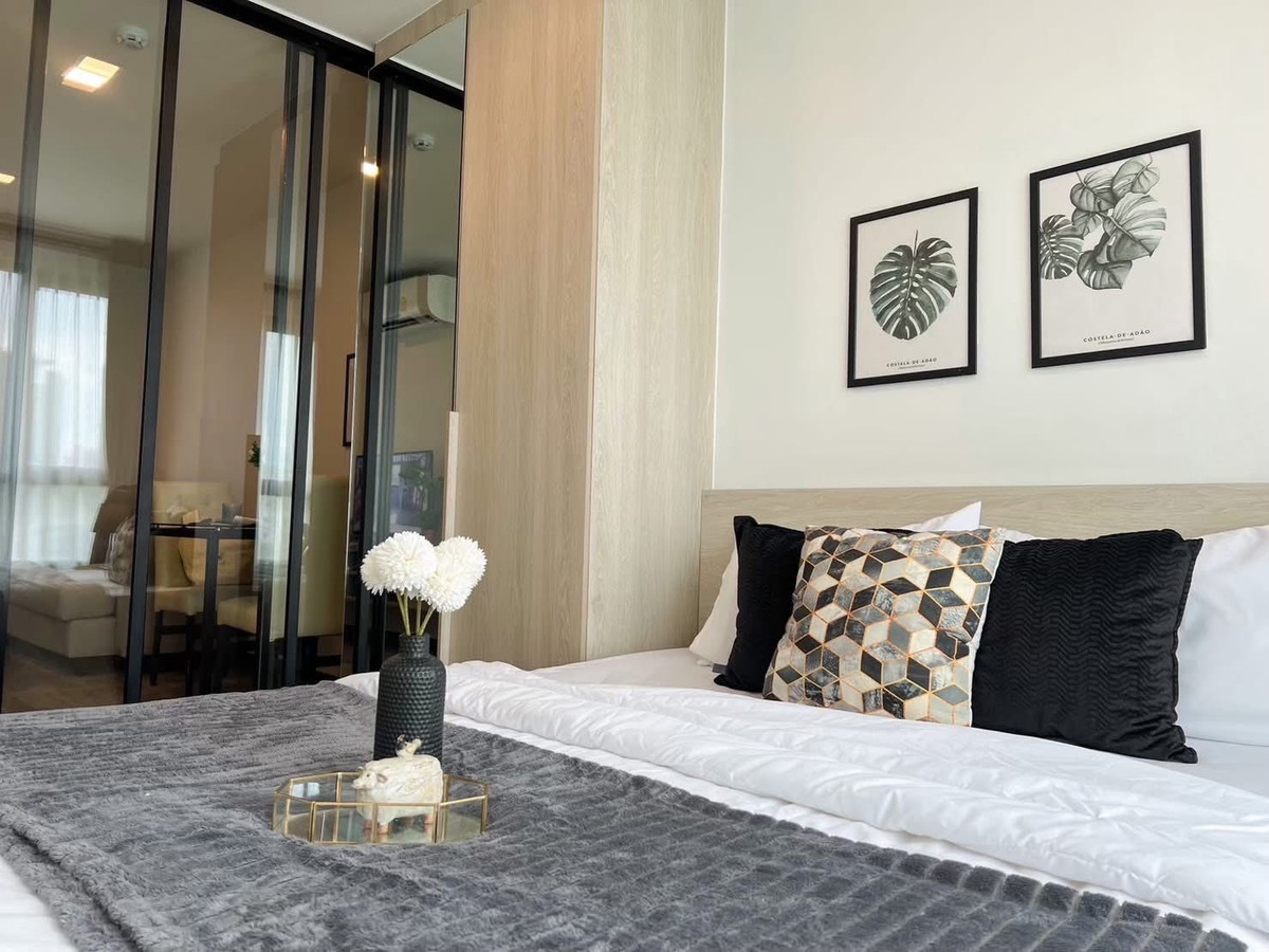 ให้เช่าคอนโดรัชดา ห้วยขวาง : 🔴13,000฿🔴 𝐓𝐡𝐞 𝐂𝐨𝐥𝐥𝐞𝐜𝐭 𝐑𝐚𝐭𝐜𝐡𝐚𝐝𝐚 𝟑𝟐┃เดอะ คอลเลค รัชดา 32 ✅ ใกล้ MRT ลาดพร้าว ยินดีบริการ🙏สนใจทัก 𝙇𝙄𝙉𝙀 มานะคะ (ตอบไวมาก):​📱 รหัสทรัพย์​ 6812-1605📱: ไอดีไลน์:@bbcondo88