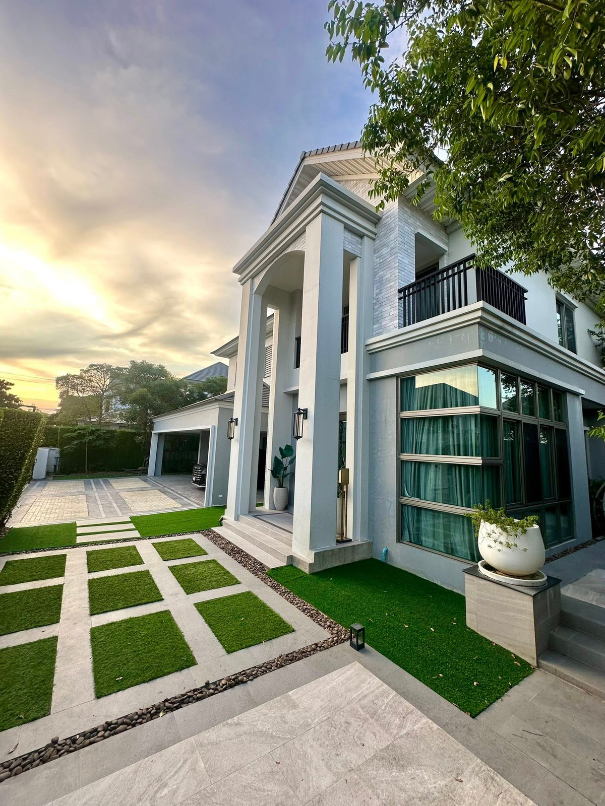 บ้านลาดกระบัง สุวรรณภูมิ : P0405 ขาย / ให้เช่า คฤหาสน์หรู พร้อมเข้าอยู่ โครงการ Perfect Masterpiece กรุงเทพกรีฑา คฤหาสน์ระดับลักชัวรี่ บนทำเลศักยภาพ ถนนกรุงเทพกรีฑา เหมาะสำหรับครอบครัวระดับไฮเอนด์ หรือผู้ที่มองหาบ้านหรูในย่าน International School