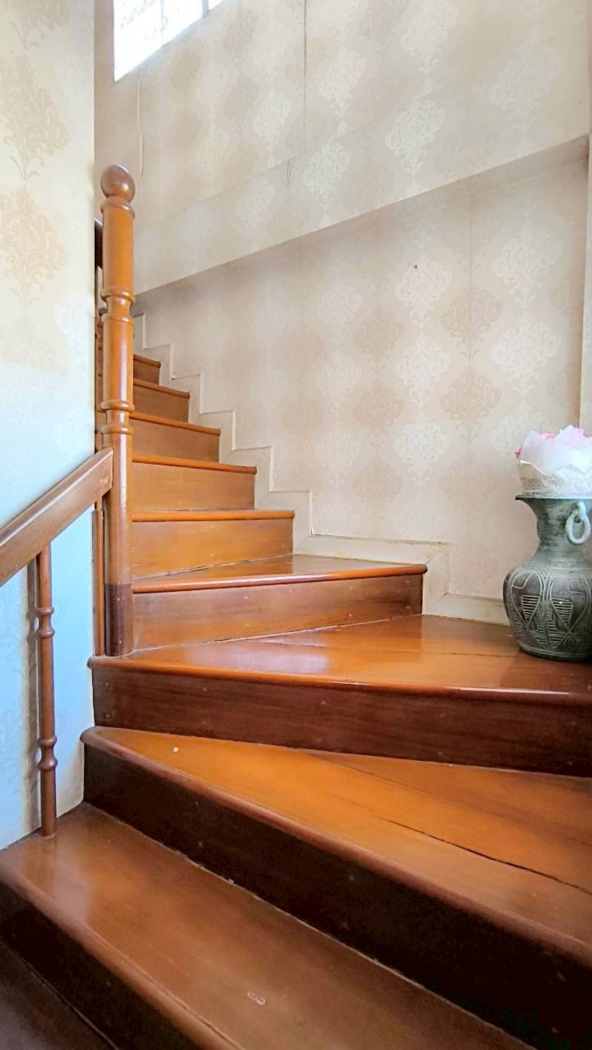 For SaleHousePhutthamonthon, Salaya : Baan Sri Supalai Single house for sale, 129.2 square meters, near Mahidol University, Salaya, Phutthamonthon, Salaya-Bang Len Road. Sri Supalai Village, Ban Mai Subdistrict, Bang Yai District, Nonthaburi, on the boundary between Nonthaburi and Nakhon Path