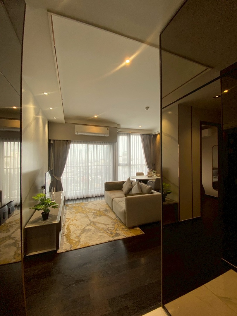 For RentCondoSukhumvit, Asoke, Thonglor : 🔥Rent Now🔥 Park Origin Thonglor, near BTS Thonglor Station. Fully furnished and ready to move in.