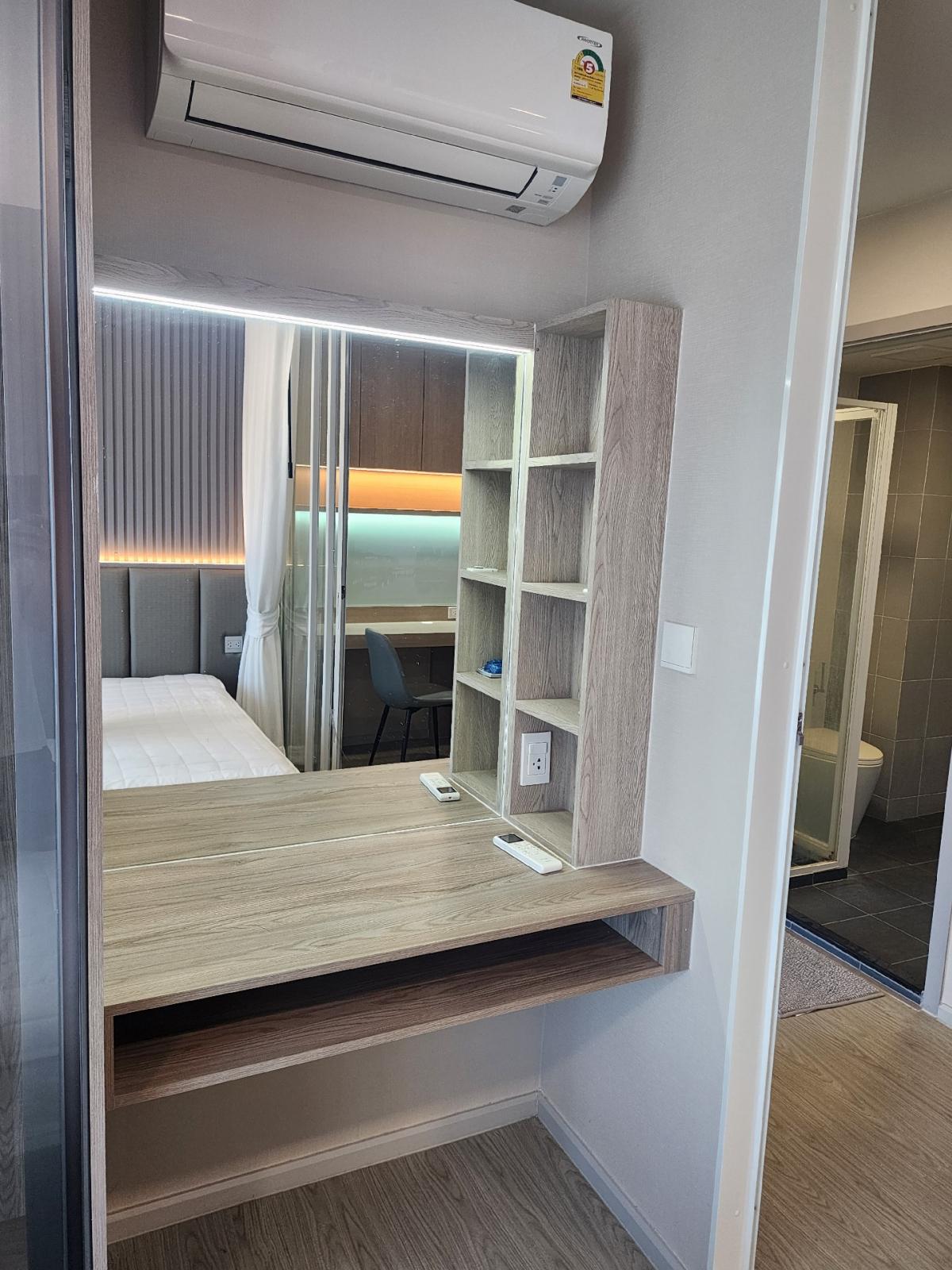 For RentCondoPathum Thani,Rangsit, Thammasat : 💎For rent Kave Island, separate kitchen, 14,000/month, corner room, Building F, 5th floor, area 29 sq m., built-in + decorative lights.