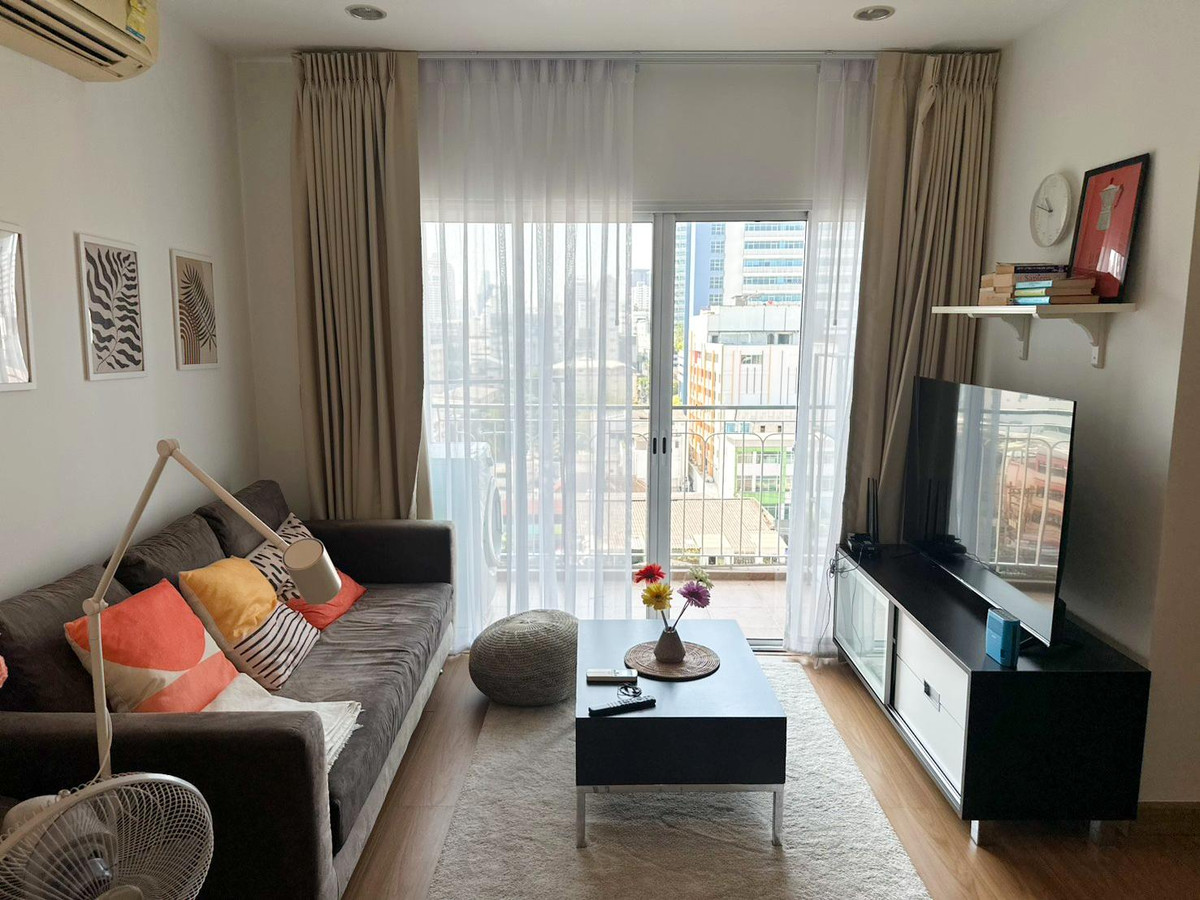 ให้เช่าคอนโดราชเทวี พญาไท : ให้เช่า คอนโด The Complete Rajprarop 2 ห้องนอน 55 ตรม. ทำเลใจกลางเมือง ใกล้ BTS อนุสาวรีย์ชัยฯ