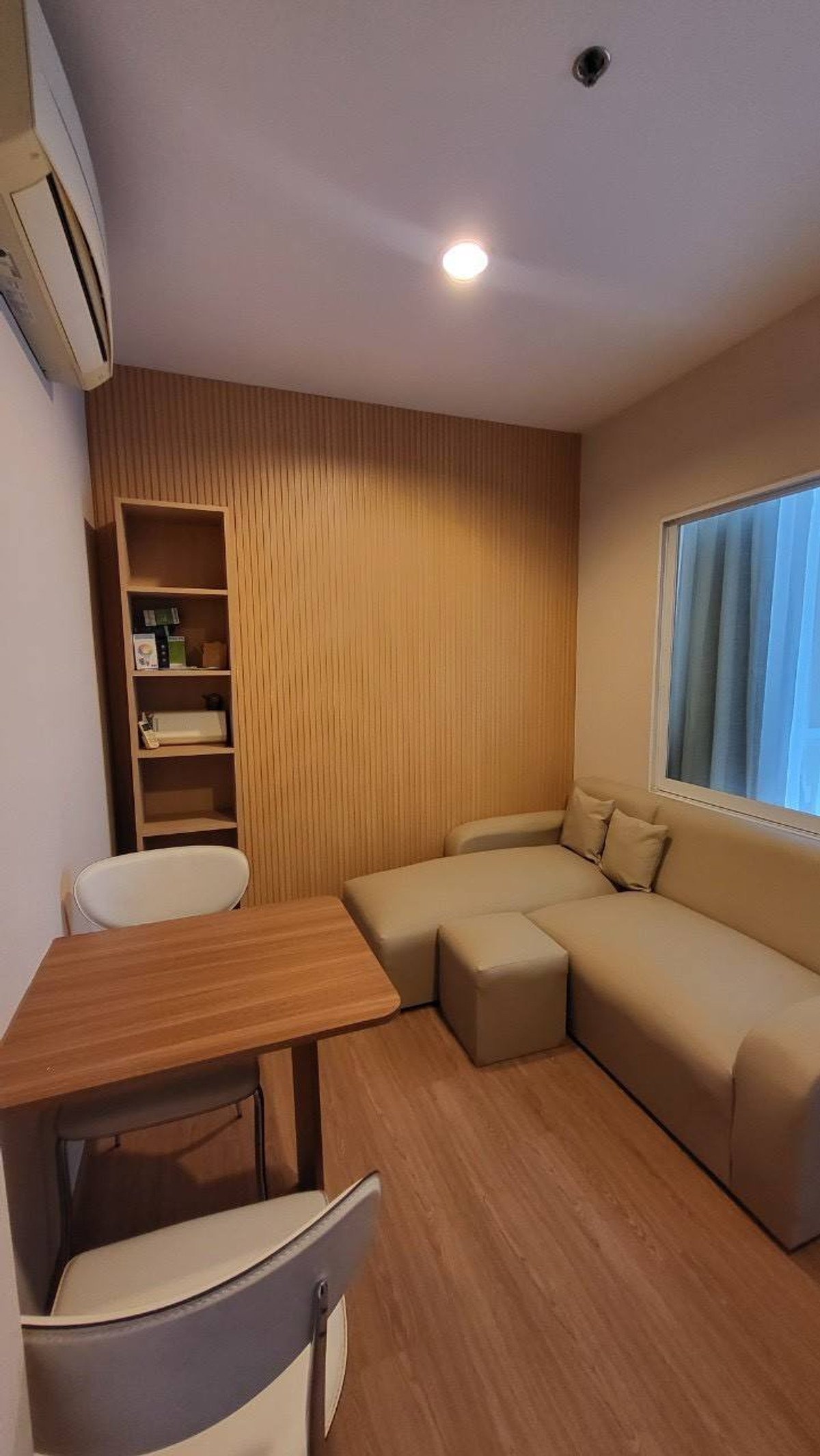 ให้เช่าคอนโดรัชดา ห้วยขวาง : 🧡🦊Life @ Ratchada -Huai Khwang🦊🧡  1 Beds 1 Baths , Rental 15,900  Baht