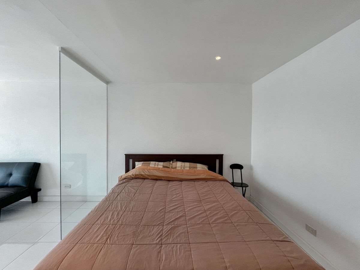 ขายคอนโดนานา : 🔥 FQ เจ้าของต้องการขายด่วน! Sukhumvit Suite ราคา 3.5 ล้าน ราคาดีสุดในตลาด ทักมาราคาอาจต่อรองได้อีก