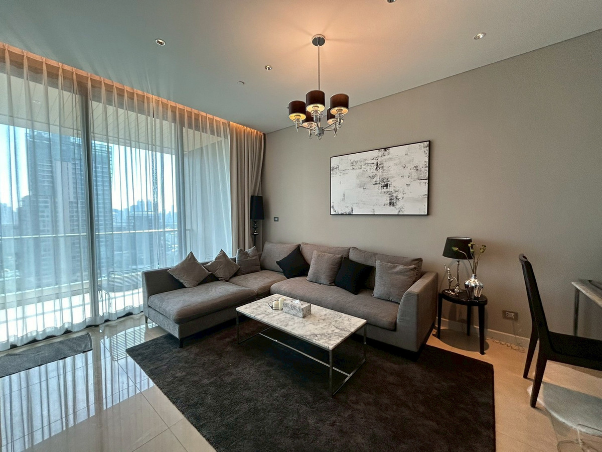 For RentCondoWitthayu, Chidlom, Langsuan, Ploenchit : LTHC13936 – Condo for Rent | Sindhorn Residence | 140 sqm | 2 Beds 2 Baths | Near BTS Chidlom | 180K/Month | Condo for rent Sindhorn Residence
