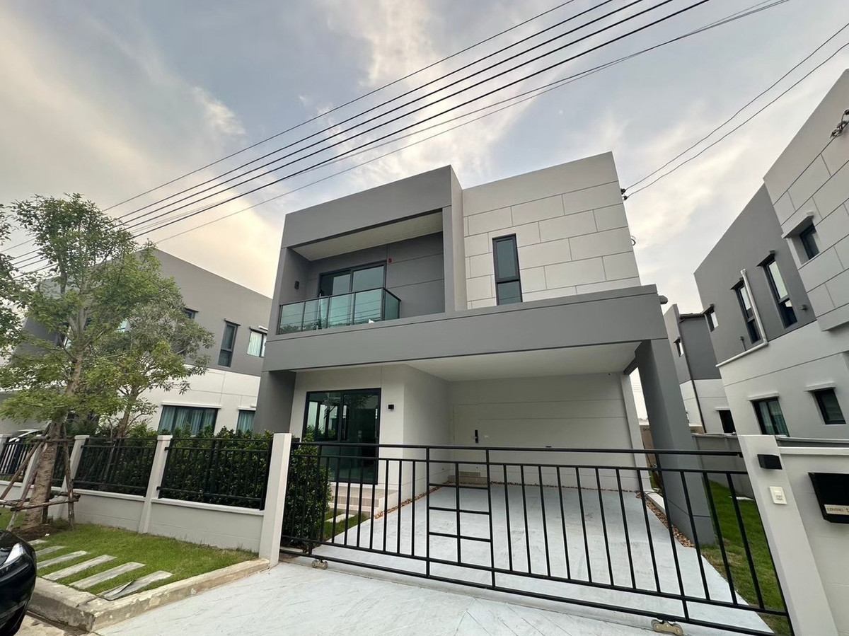 For RentHouseBangna, Bearing, Lasalle : 🔥🔥 2-story detached house for rent, Centro Bangna (Centro Bangna) 📍 near Mega Bangna / IKEA Bangna