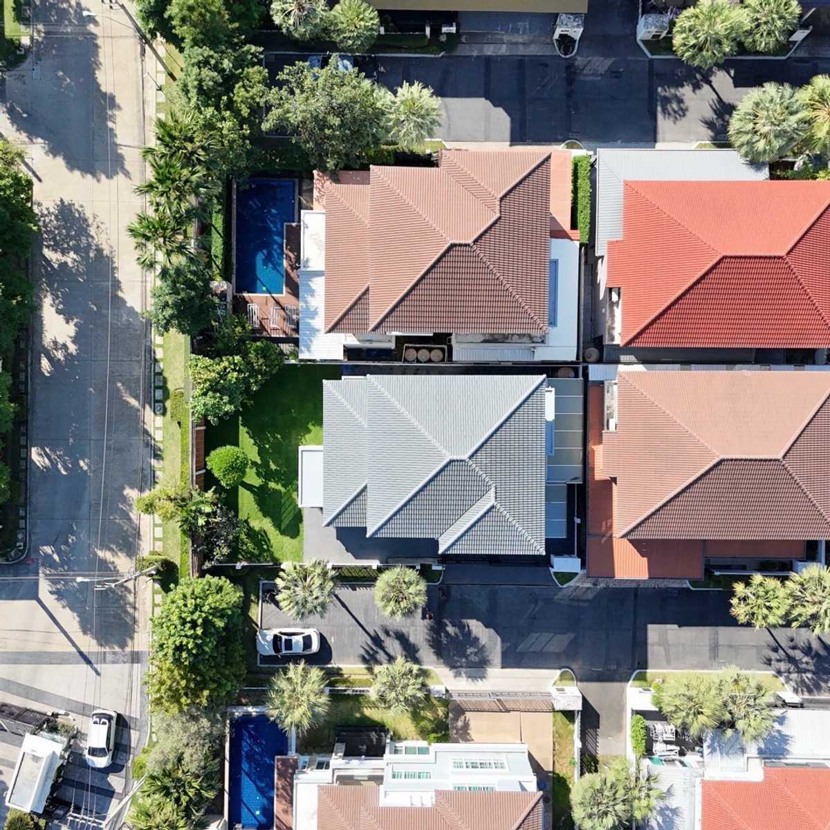 HousePattanakan, Srinakarin : 3-storey luxury detached house, Grand Bangkok Boulevard project, Rama 9 - Srinakarin (Krungthep Kreetha) 🏡 next to Wellington College international school, near the golf course.