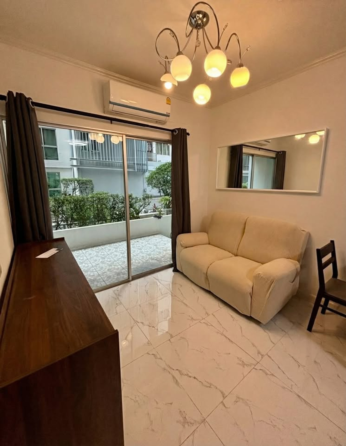 For RentCondoRama9, Petchburi, RCA : Condo for rent, A Space Asoke Ratchada, near MRT Rama 9