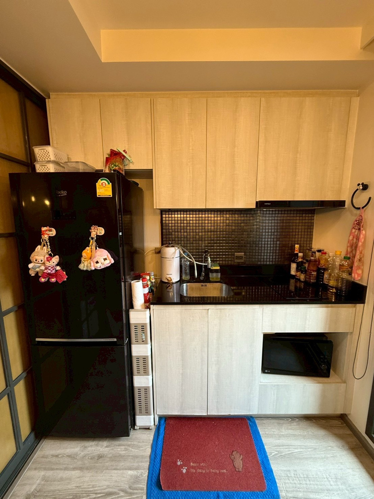 For SaleCondoRatchadapisek, Huaikwang, Suttisan : HOT DEAL 🔥 Condo for sale Maestro 19 Ratchada 19 | Building C | Good price including transfer fee 🔥 📍 Maestro 19 Ratchada 19 – Vipha, quality condo from Major Development, potential location near MRT Ratchadaphisek.