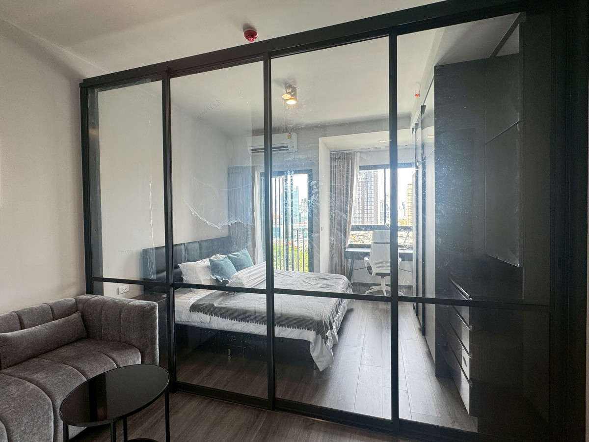 ให้เช่าคอนโดคลองเตย กล้วยน้ำไท : ให้เช่า Ideo Sukhumvit - Rama 4 ราคา 18,000 บาท [MKr251224]