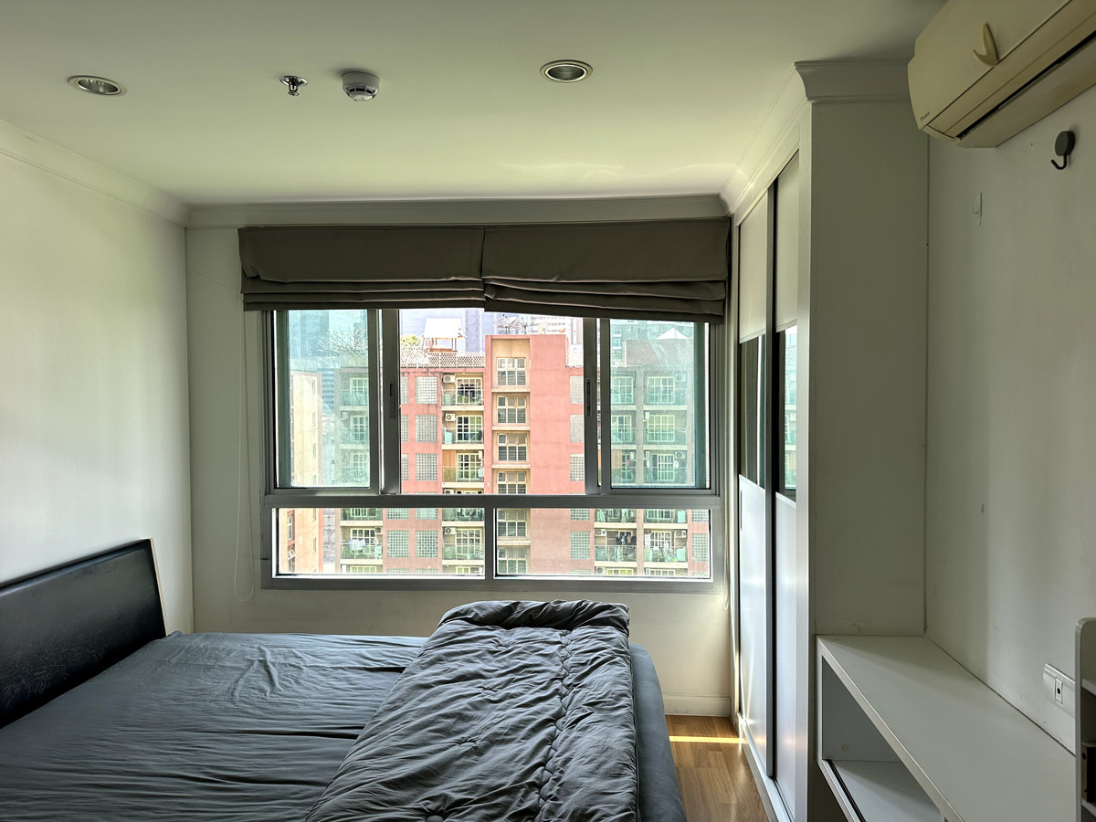 ขายคอนโดพระราม 9 เพชรบุรีตัดใหม่ RCA : 🔥 ขาย 🔥  ลุมพินี เพลส พระราม 9 - รัชดา Lumpini Place Rama 9 - Ratchada / 1 ห้องนอน ZC066