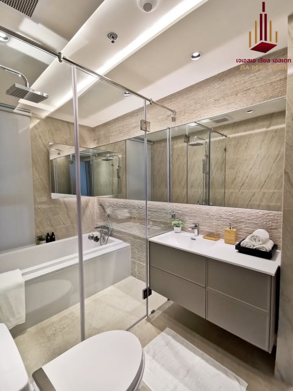 For RentCondoOnnut, Udomsuk : ✨ For Rent: Sky Walk Residences Condo ✨ 💰 Only 39,000 THB/month