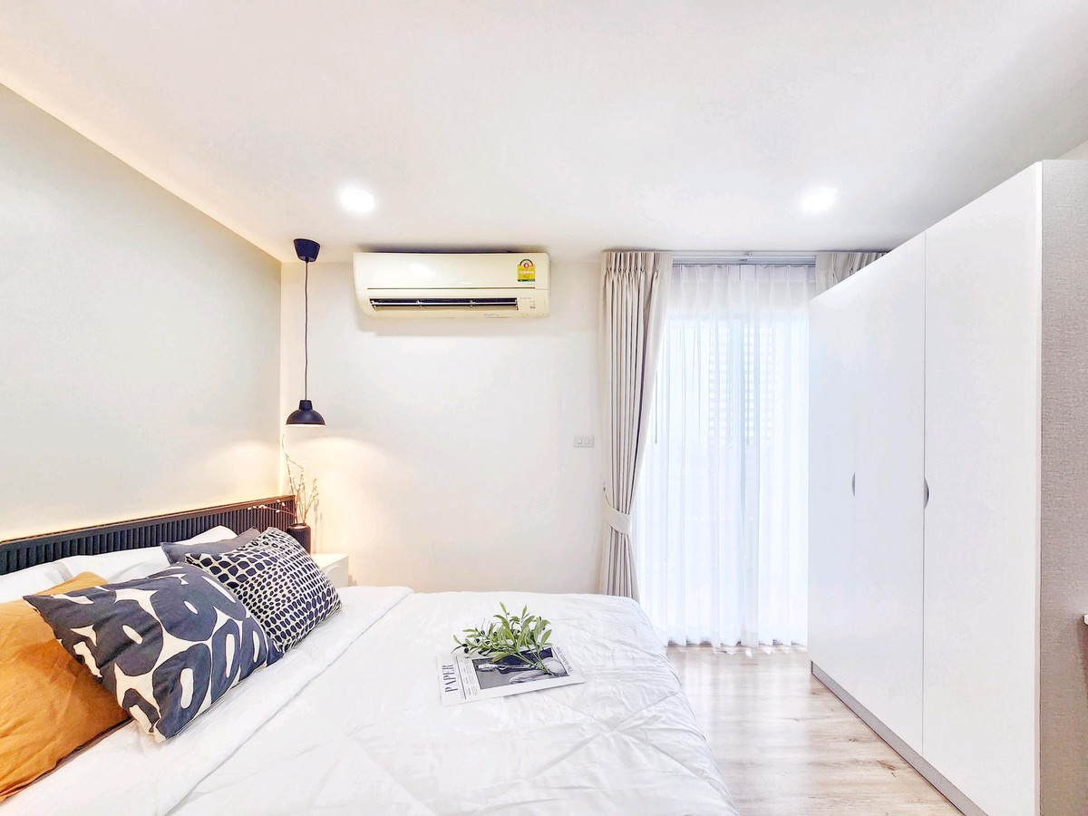 For SaleCondoBang Sue, Wong Sawang, Tao Pun : Condo in Prachachuen zone, oops!! Who is a health person? What clean things do you like? Lets take a look at this room. Colorful, very pleasing to the eyes with the Regent Home 6/1 project. Installments starting at only 5,xxx baht/month, salary 15,000