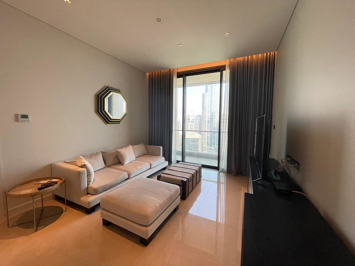 For RentCondoWitthayu, Chidlom, Langsuan, Ploenchit : LTHC13934 – Condo for Rent | Sindhorn Residence | 111 sqm | 2 Beds 2 Baths | Near BTS Chidlom | 150K/Month | Condo for rent Sindhorn Residence