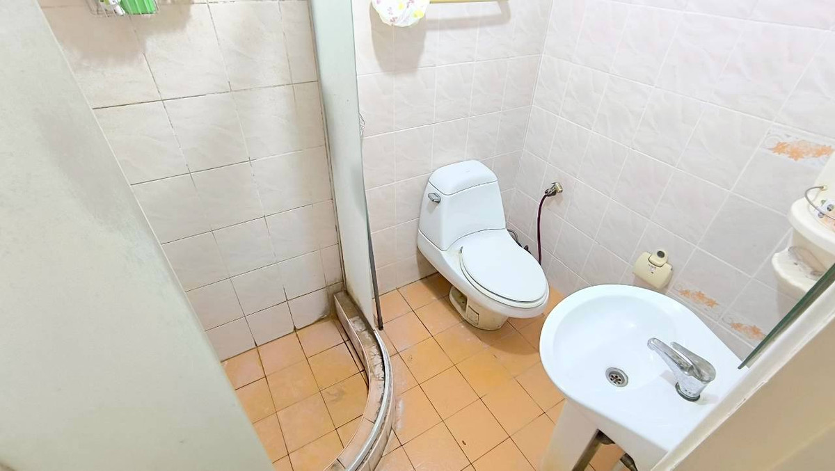 For SaleHousePhutthamonthon, Salaya : Baan Sri Supalai Single house for sale, 129.2 square meters, near Mahidol University, Salaya, Phutthamonthon, Salaya-Bang Len Road. Sri Supalai Village, Ban Mai Subdistrict, Bang Yai District, Nonthaburi, on the boundary between Nonthaburi and Nakhon Path